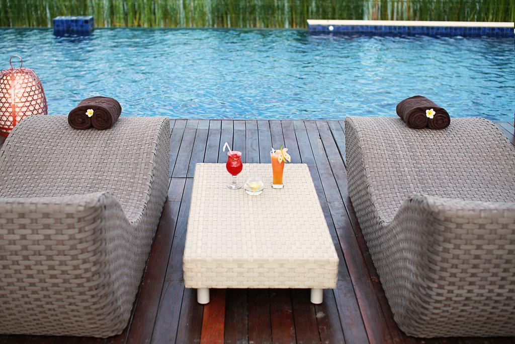 Mega Boutique Hotel Kuta Lombok Exterior foto