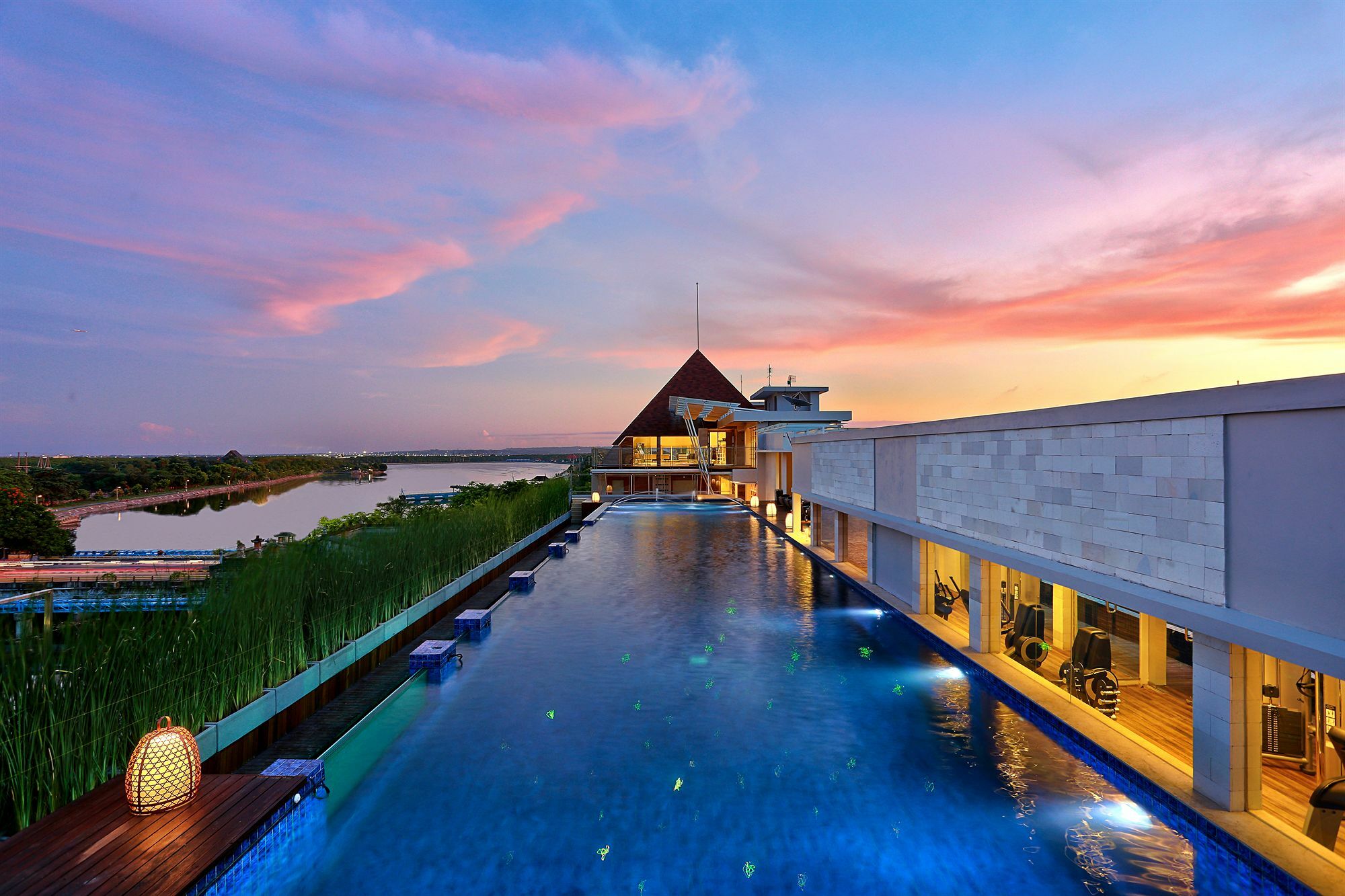 Mega Boutique Hotel Kuta Lombok Exterior foto